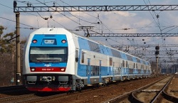 С 12 февраля 2016 года между Киевом и Харьковом на дневной маршрут Интерсити запустили двухэтажный поезд Skoda.